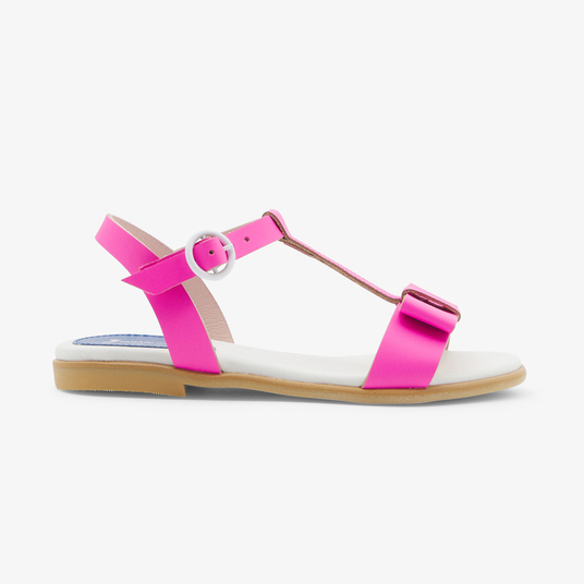 Girl leather sandals