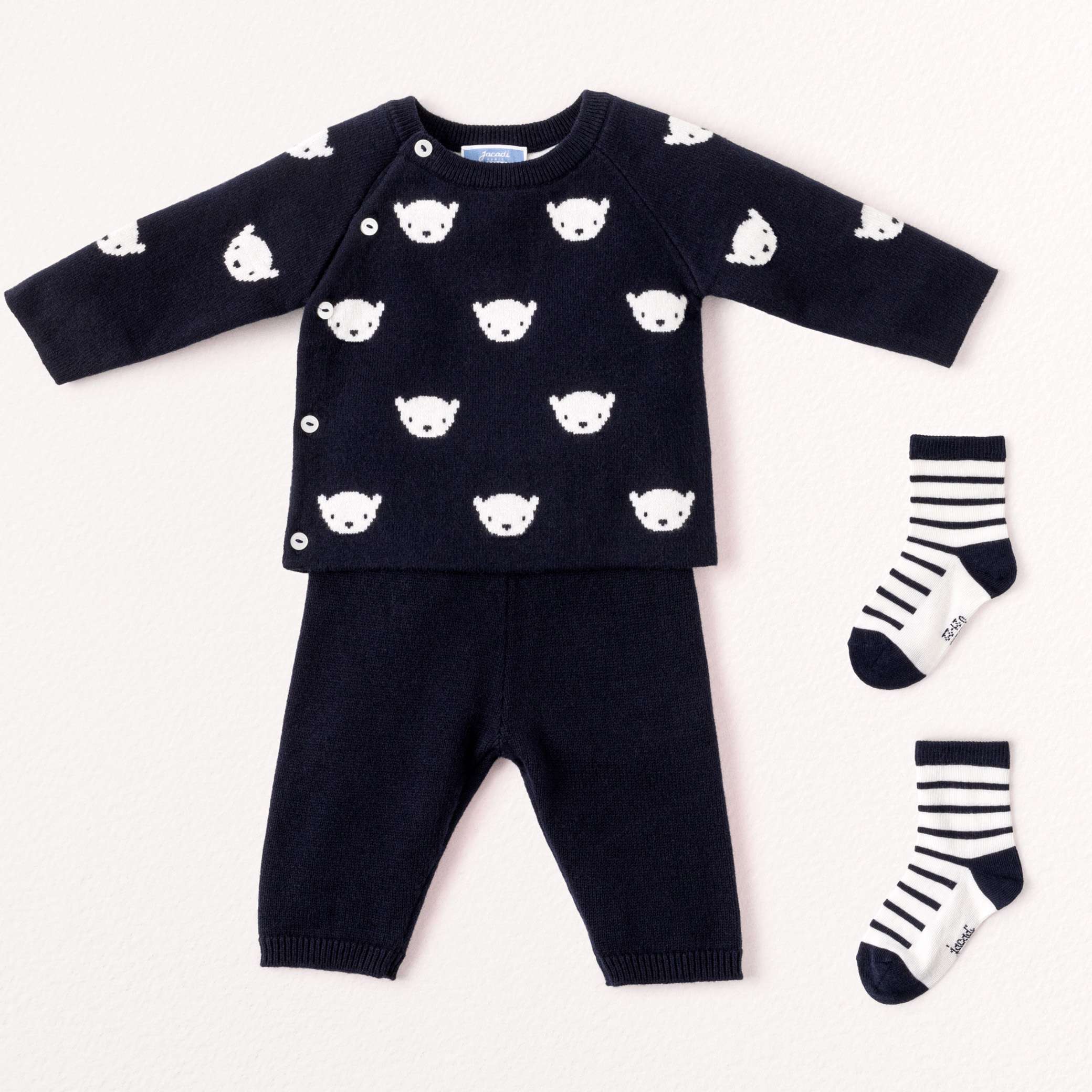 Shop bear motif set